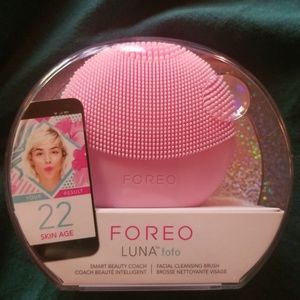 Foreo Facial Cleansing Brush